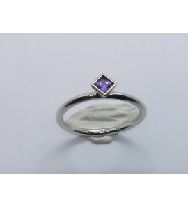 Zilver aanschuif ring met vierkante zirkonia paars mt.17 - 3019884