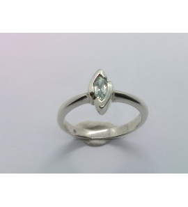 Zilver dames ring met zirkonia licht blauw mt. 17¾ - 43679