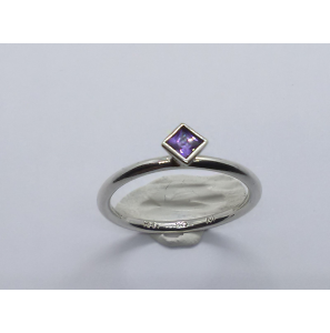 Zilver aanschuif ring met vierkante zirkonia paars mt.17½ - 3019885