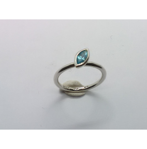 Zilver Spinnig aanschuif ring met "Navette" aquamarin mt. 15½ - 3019930
