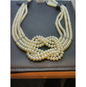 ZW parel choker 4-rij met knoop en zilver/zirkonia aplique - 3123032