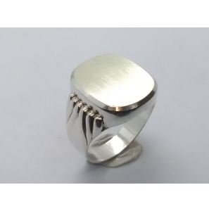 Zilver herenring stomphoek 18x14 mm mt. 19¾ - 3222334