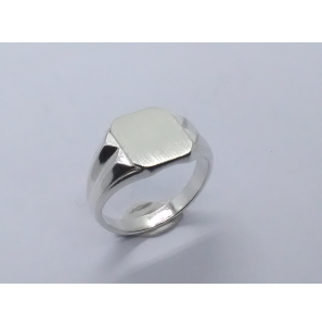 Zilver herenring achtkant 16x12 mm mt. 19¾ - 3222351