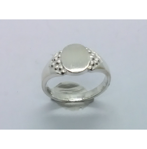 Zilver graveerring ovaal 6x10 mm mt. 17½ - 3222500