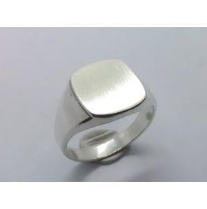 Zilver herenring stomphoek 14x12 mm mt. 19½ - 3222419