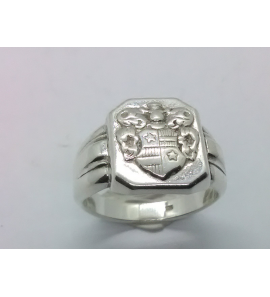 Zilver herenring met wapenschild mt. 19¾ - 3222580