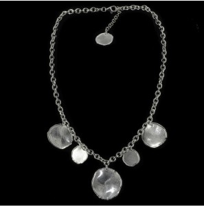 Sanjoya Moskou collier met enkele kleine(15mm)en grotere hangers(25mm) 42-45 cm - 3223366