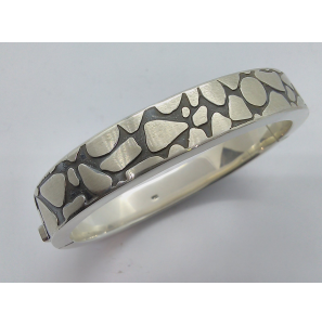 Zilver bangle 11 mm met grind-motief - 1486