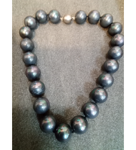 Collier van muttkern parels zwart magneet sluiting 52 cm - 3242524